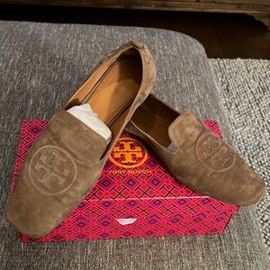 Women’s TORY BURCH suede Leigh Loafer - Size 11 GUC!